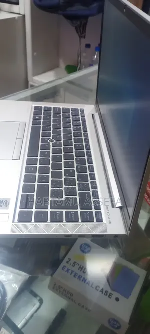 New Laptop HP EliteBook 840 G7 16GB Intel Core I5 SSD 512GB