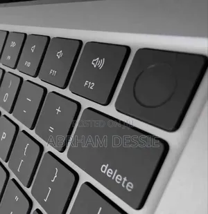 New Laptop Apple MacBook Air 2022 M2 8GB Apple M2 SSD 512GB