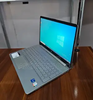 New Laptop HP Stream Notebook 8GB Intel Core I5 SSD 256GB