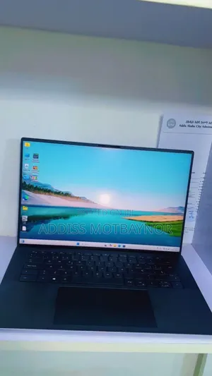 New Laptop Dell XPS 15 16GB Intel Core I7 SSD 512GB