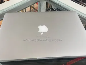 Laptop Apple MacBook Pro 2015 8GB Intel Core I5 SSD 128GB