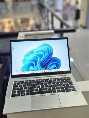 New Laptop HP EliteBook 830 G8 16GB Intel Core i5 SSD 512GB
