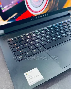 New Laptop Alienware M15 R3 16GB Intel Core I7 SSD 1T