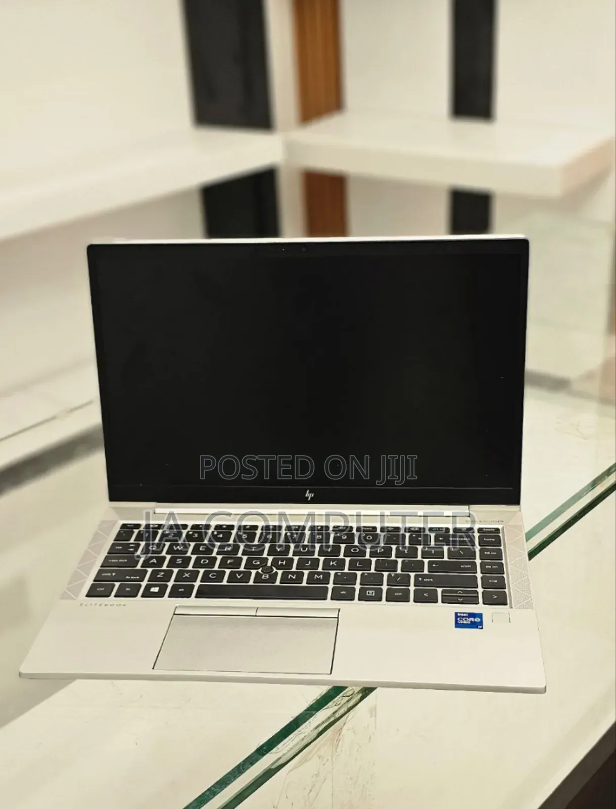 New Laptop HP EliteBook 840 G8 16GB Intel Core I7 SSD 512GB