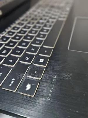 New Laptop HP Pavilion 15 8GB Intel Core I7 SSD 256GB