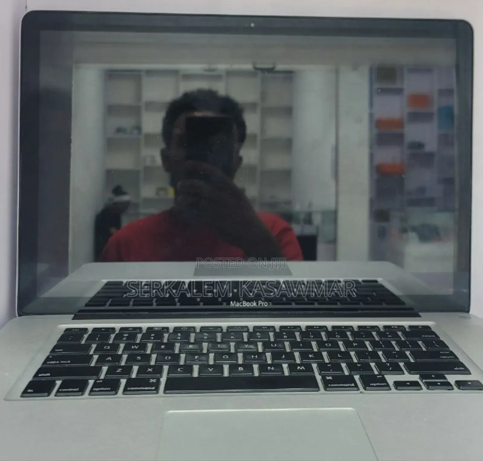 New Laptop Apple MacBook Pro 8GB Intel Core M2 SSD 350GB