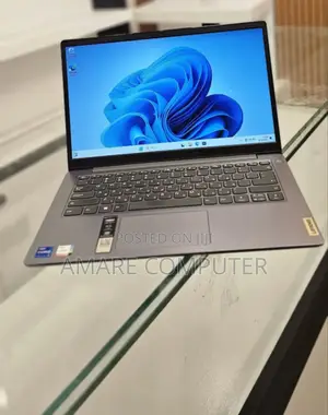 New Laptop Lenovo Ideapad 3 16GB Intel Core I7 SSD 1T