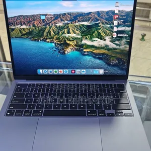 Photo - New Laptop Apple MacBook Air 2022 M2 8GB Apple M2 SSD 512GB