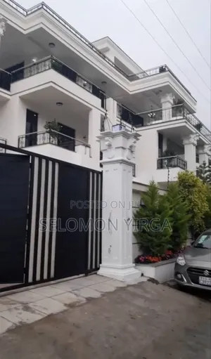 11bdrm Farm House in Adis Ababa, Bole for sale
