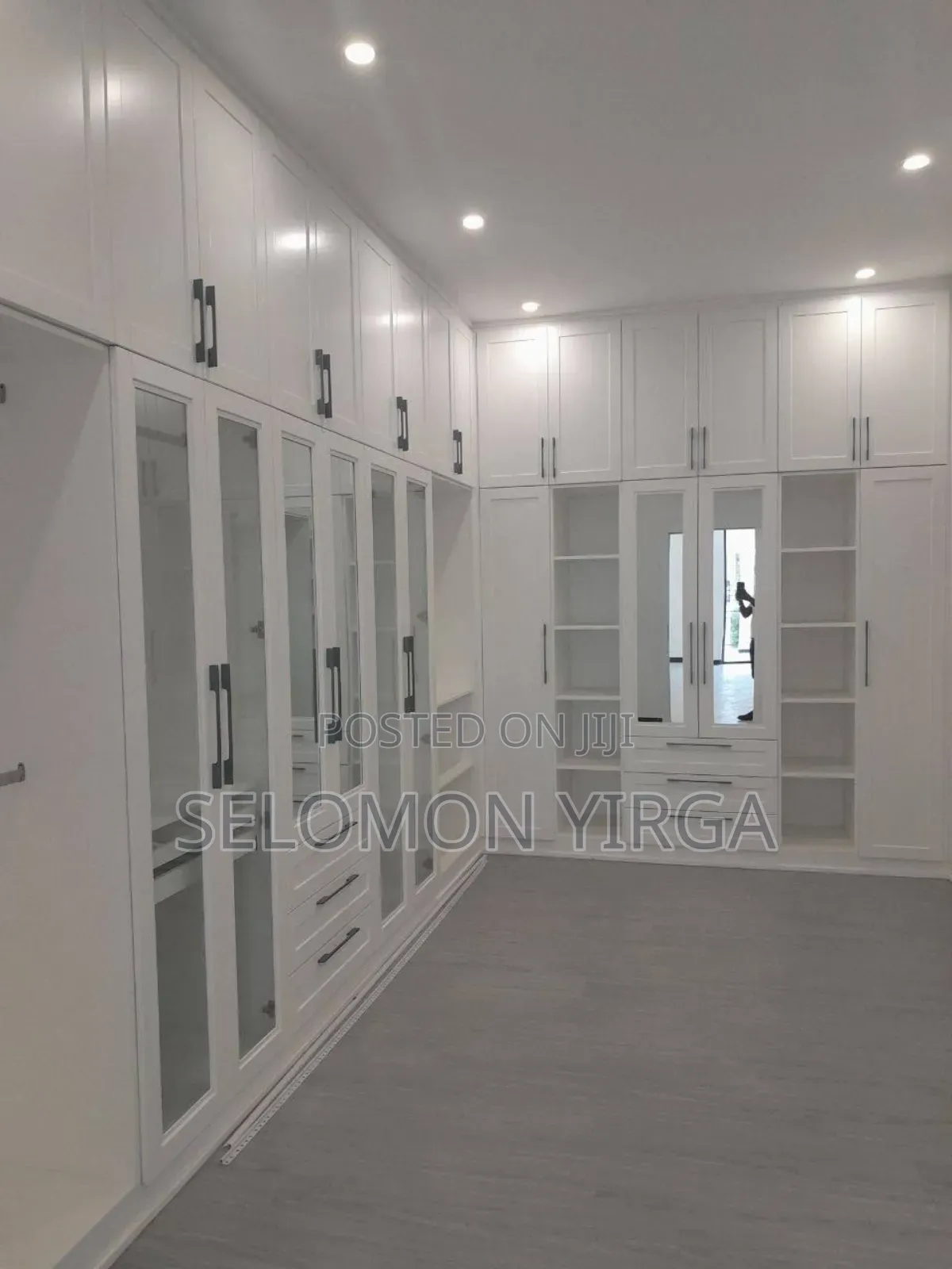 11bdrm Farm House in Adis Ababa, Bole for sale