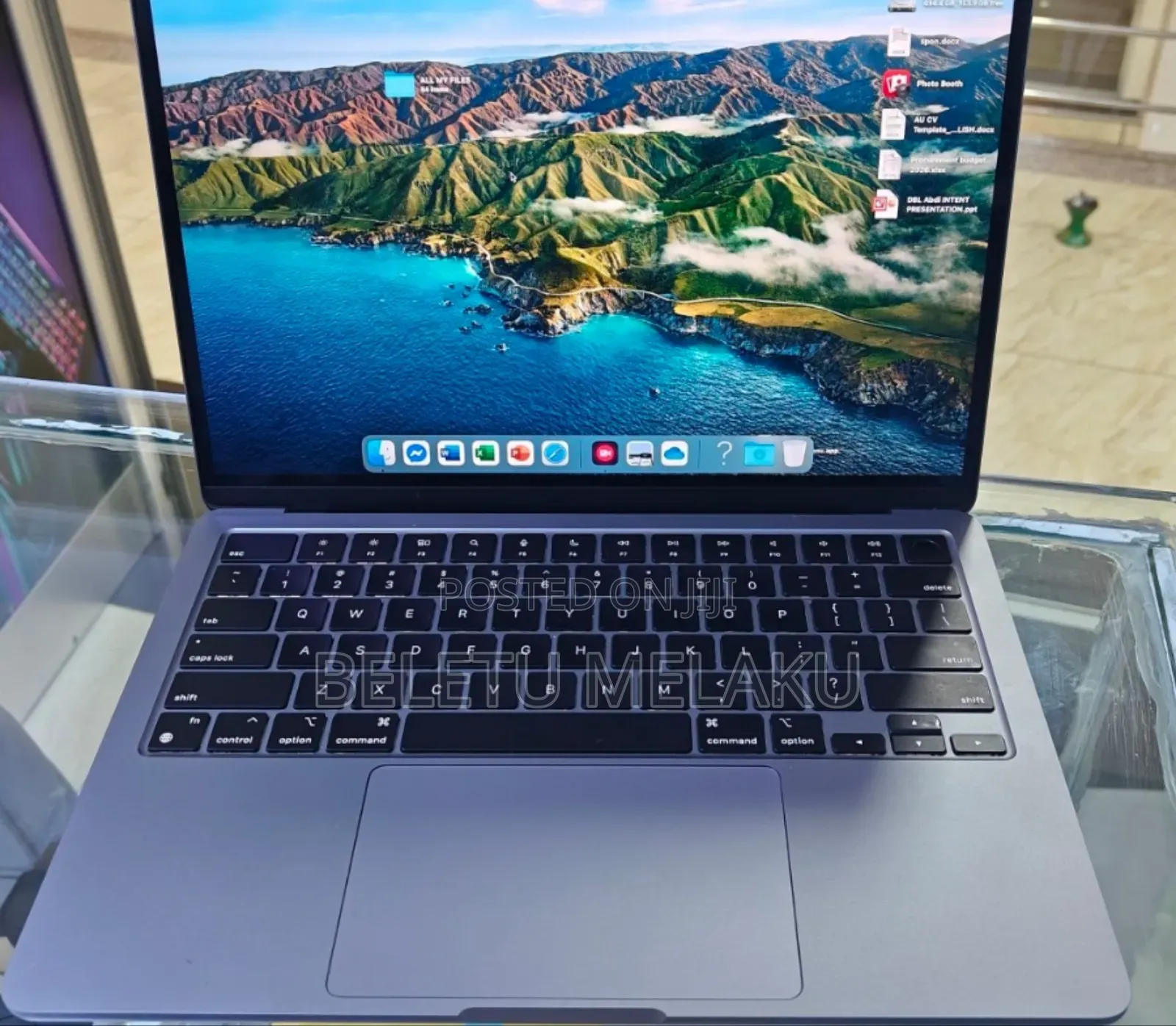 New Laptop Apple MacBook Air 2022 M2 8GB Apple M2 SSD 512GB