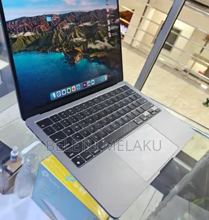 New Laptop Apple MacBook Air 2022 M2 8GB Apple M2 SSD 512GB
