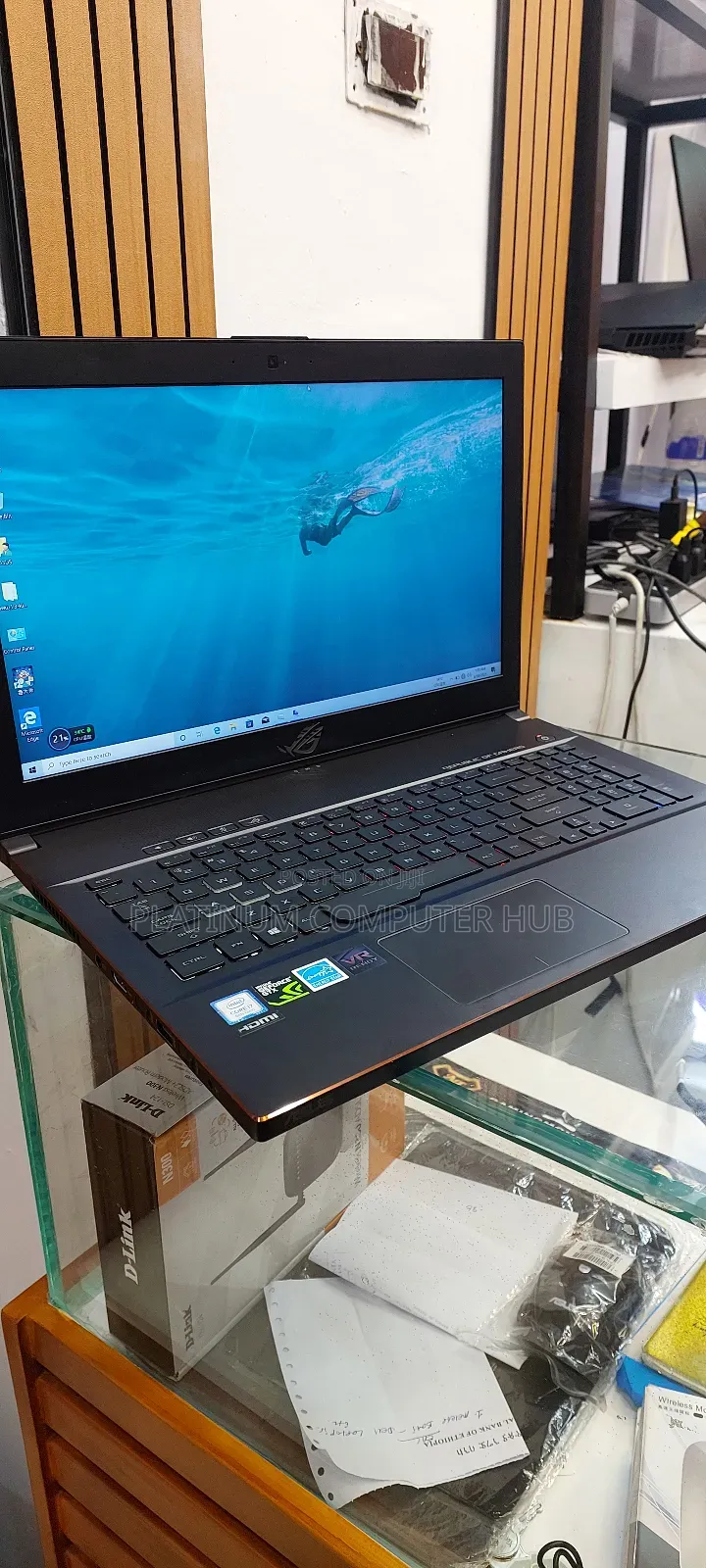 New Laptop Asus ROG ZEPHYRUS (GX501) 16GB Intel Core I7 SSD 1.5T