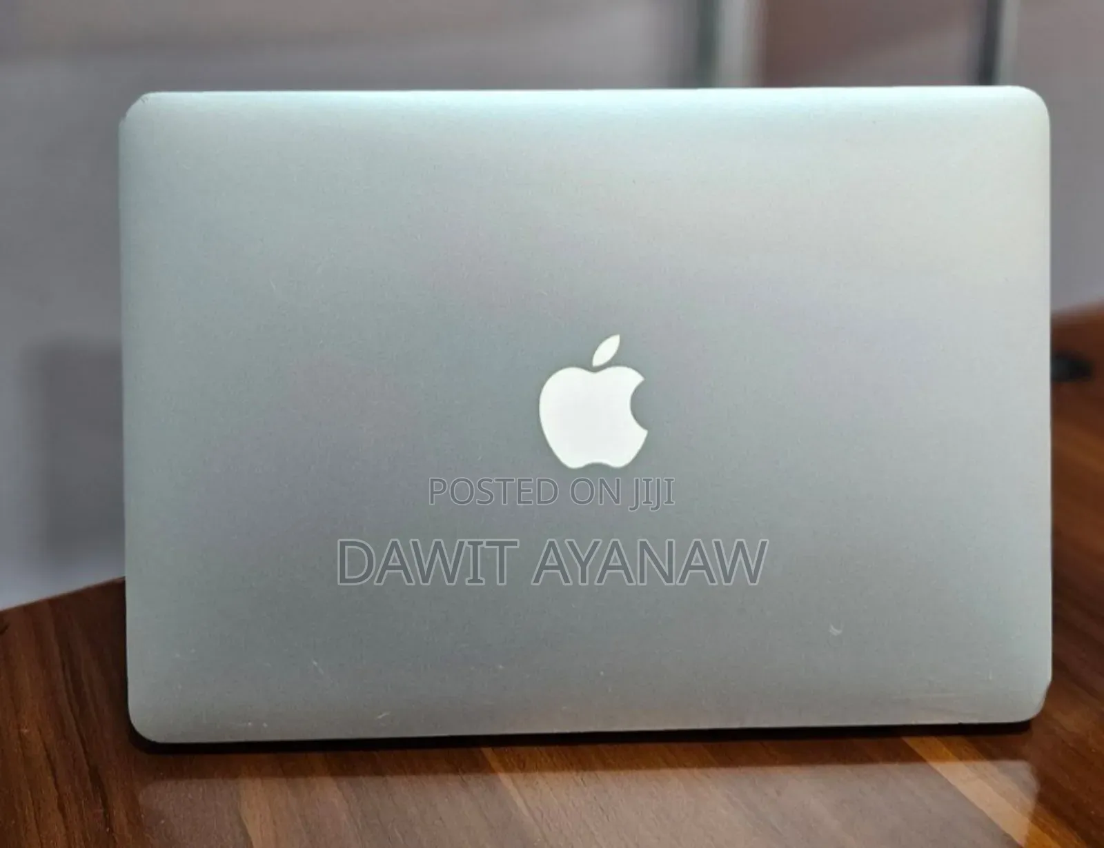 New Laptop Apple MacBook Air 2015 8GB Intel Core I5 SSD 256GB