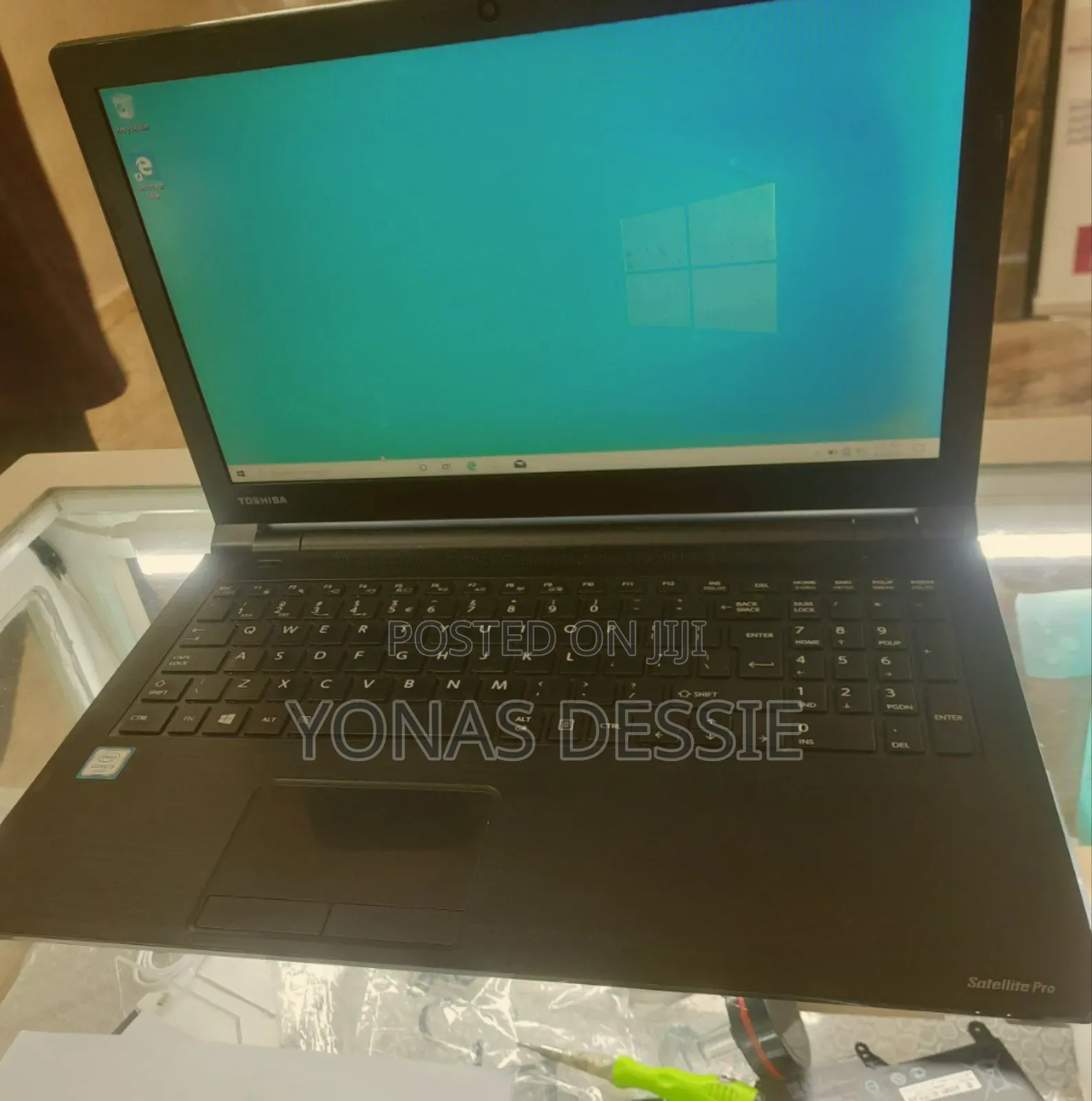 Laptop Toshiba 4GB Intel Core I5 HDD 1T