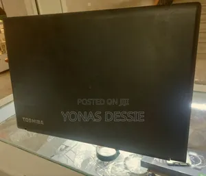 Laptop Toshiba 4GB Intel Core I5 HDD 1T