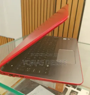 Laptop HP Pavilion 15 4GB Intel Core i3 HDD 1T