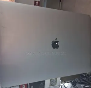 New Laptop Apple MacBook Air 2022 M2 8GB Apple M2 SSD 256GB