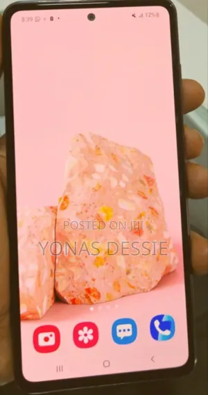 Photo - Samsung Galaxy A52 128 GB White