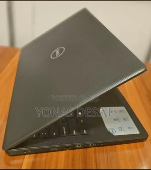 Photo - Laptop Dell Inspiron 15 8GB Intel Core I5 HDD 1T