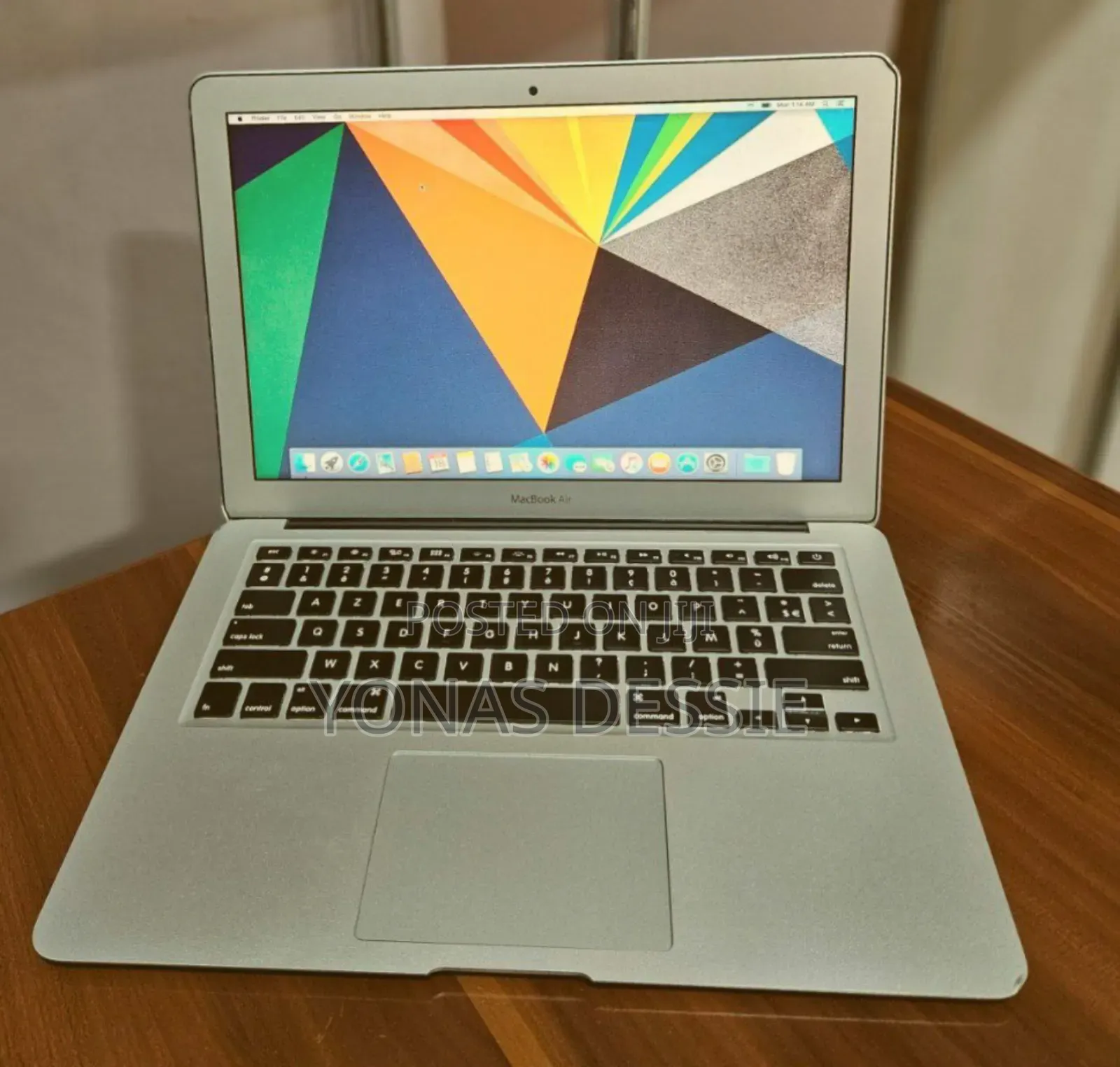 Laptop Apple MacBook Air 2015 8GB Intel Core I5 SSD 256GB