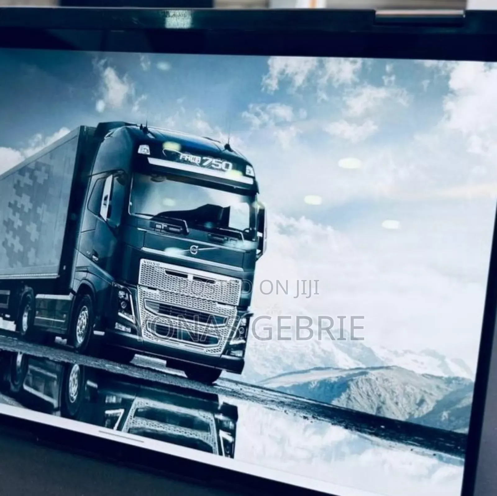 New Laptop Lenovo Yoga 7i 16GB Intel Core I7 SSD 512GB