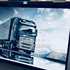 New Laptop Lenovo Yoga 7i 16GB Intel Core I7 SSD 512GB