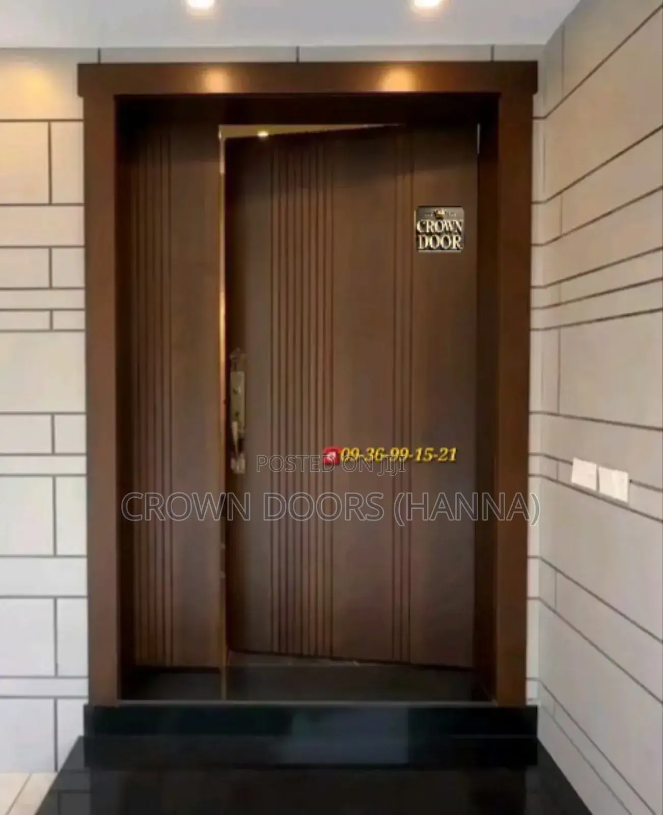 ክራዉን የዉስጥ እና የዉጭ በሮች