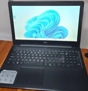 Photo - New Laptop Dell Inspiron 15 8GB Intel Core I5 SSD 1T