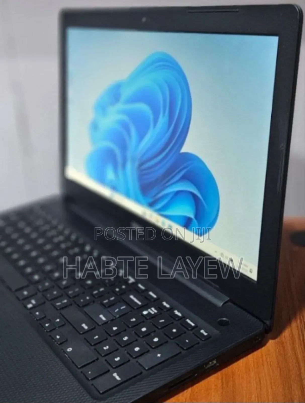 New Laptop Dell Inspiron 15 8GB Intel Core I5 SSD 1T