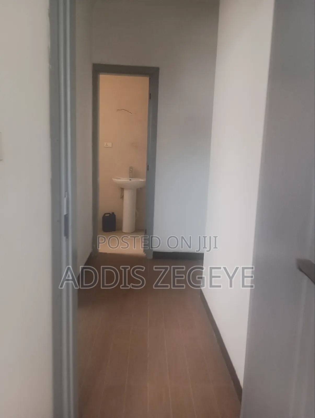 3bdrm Apartment in Private, Bole for rent