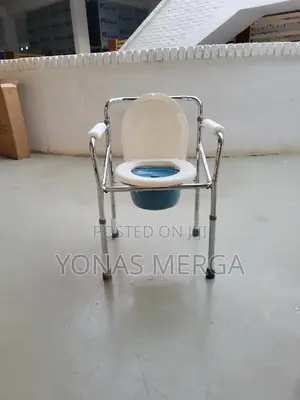 Photo - Commode Chair(Premium)Toilet Chair普₱Pot=Potty Chair彥麪shower#Bath Chair