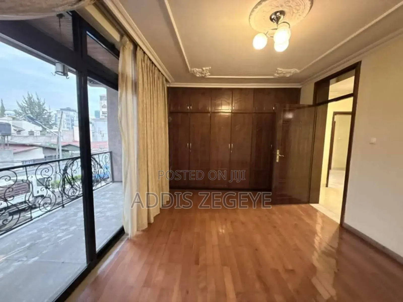 5bdrm House in Private, Bole for rent