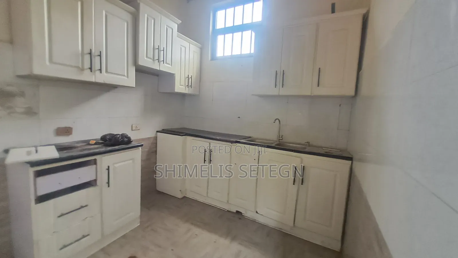3bdrm Villa in Bole for rent