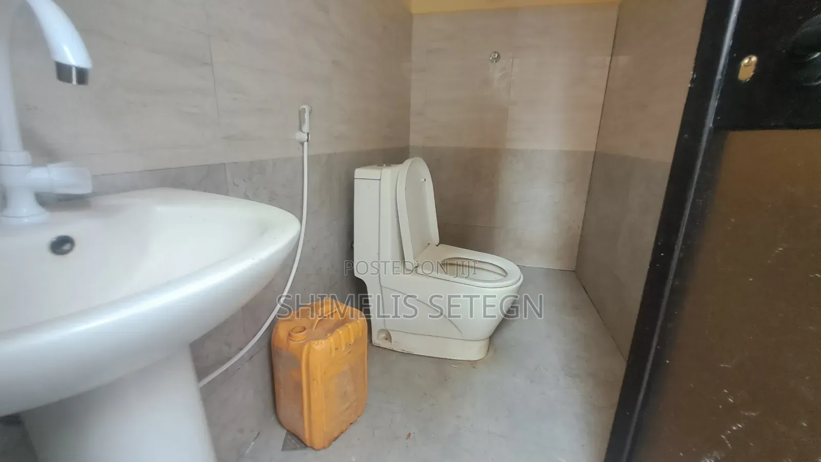 3bdrm Villa in Bole for rent