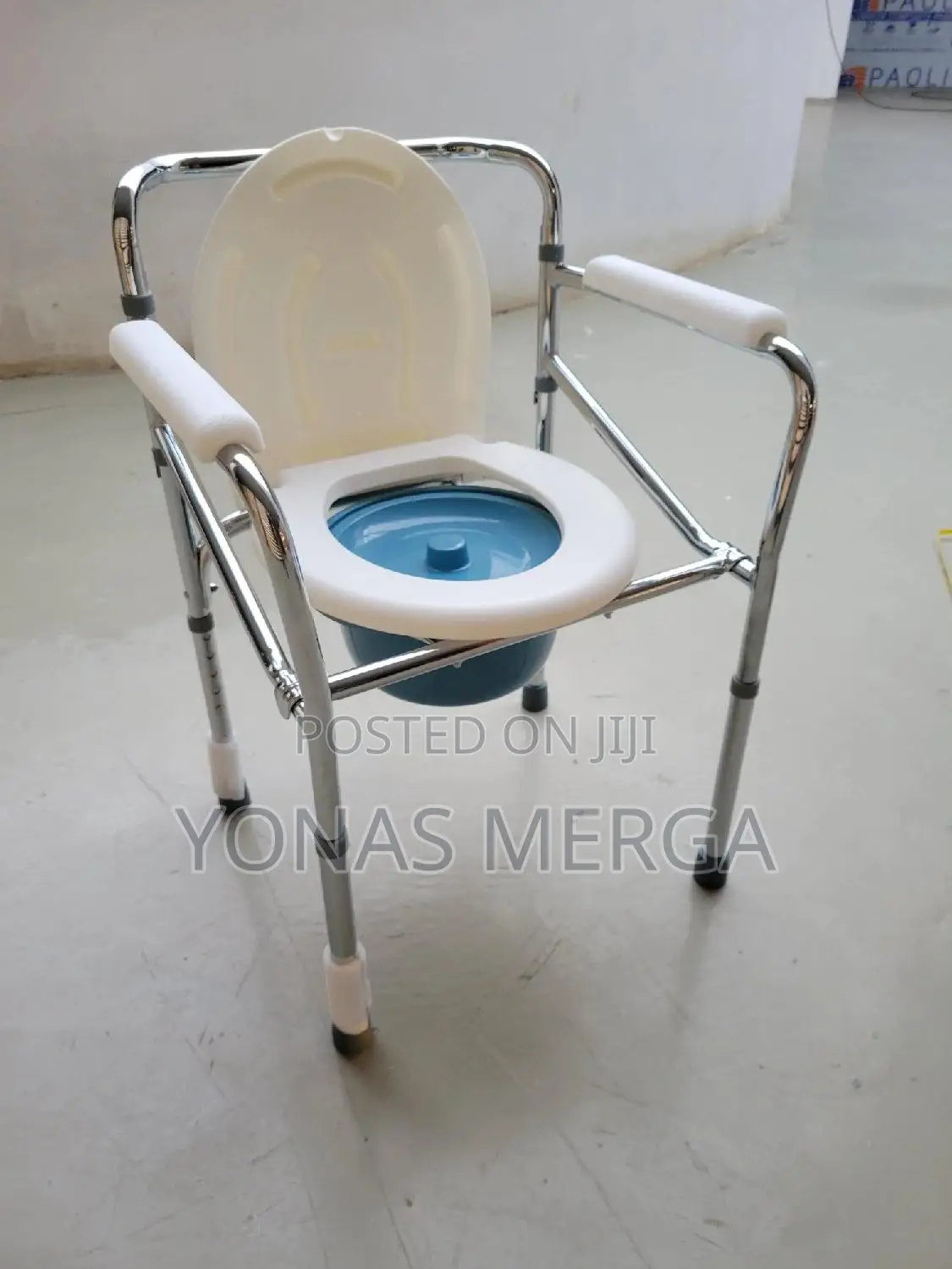 Toilet Chair堝₶Backrest for Comfortable Sitting₠聽toilet Chair网0commodo