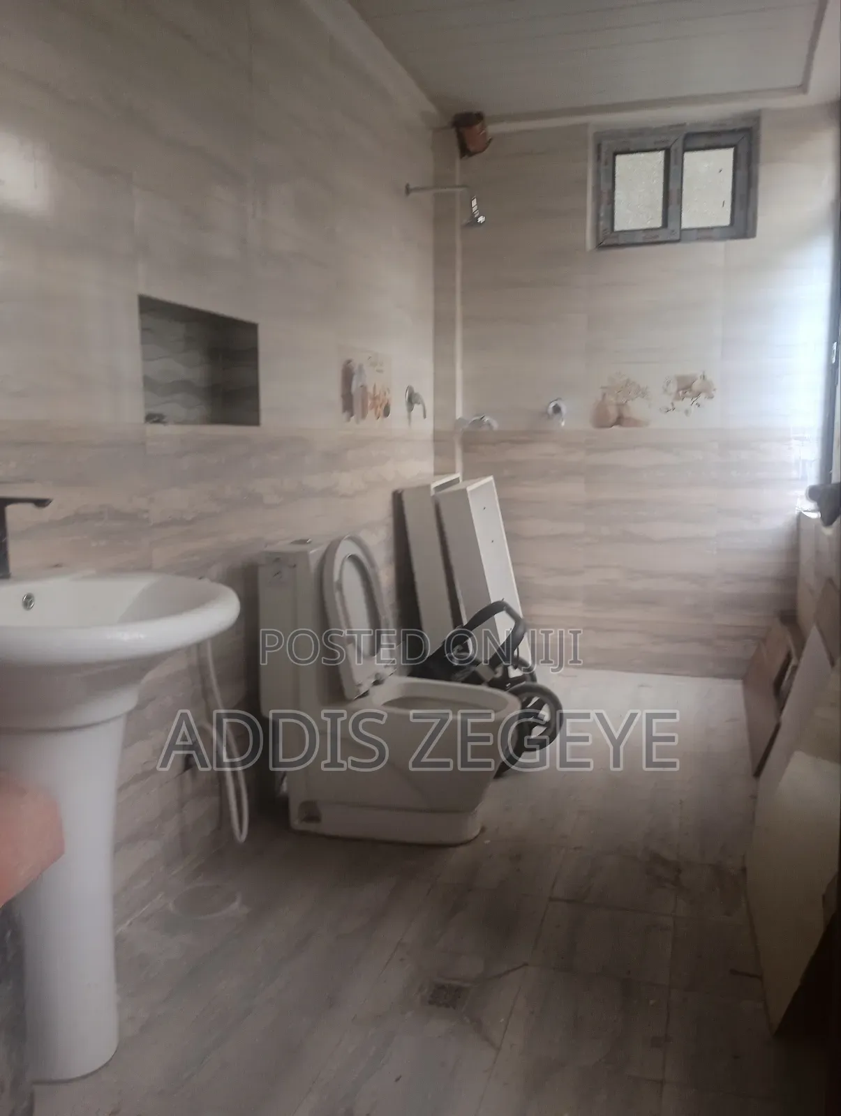 2bdrm Apartment in Private, Bole for rent
