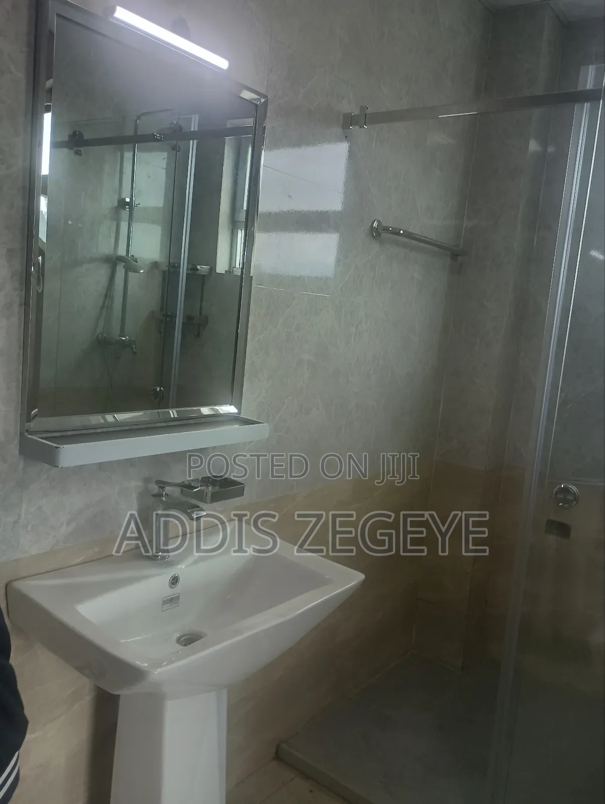 3bdrm Apartment in Private, Nifas Silk-Lafto for rent
