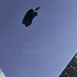 Photo - New Laptop Apple MacBook Air 2022 M2 16GB Intel Core I5 SSD 512GB