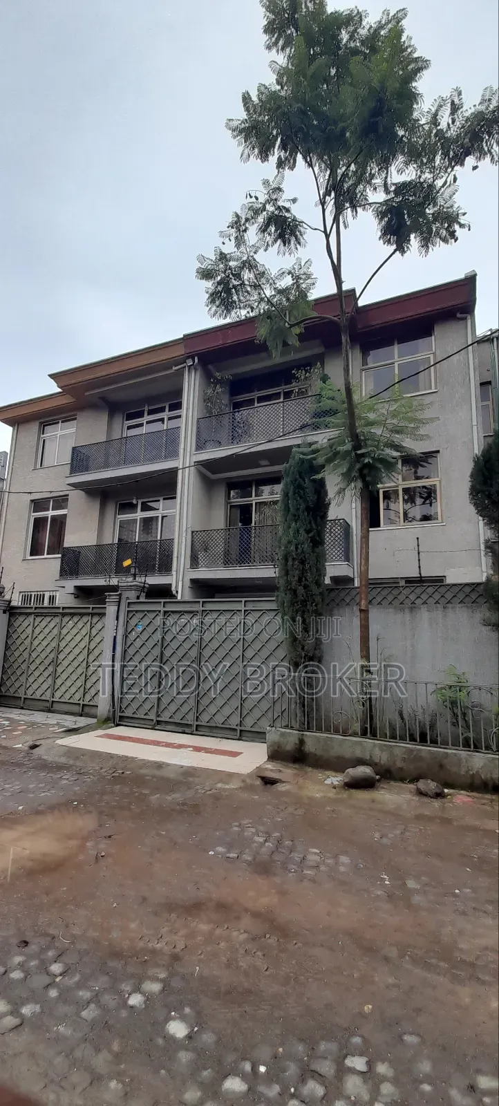 5bdrm House in Haile Garment, Nifas Silk-Lafto for sale