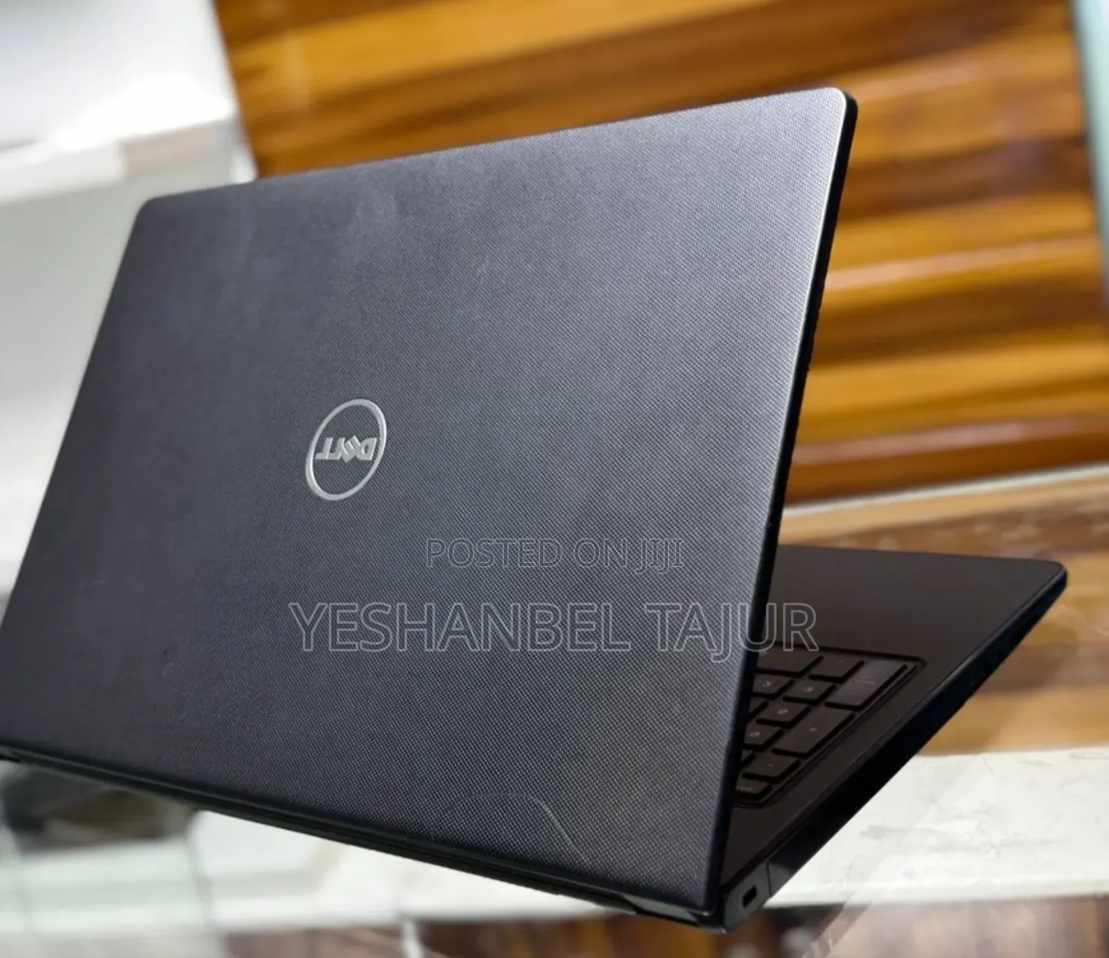New Laptop Dell Vostro A90 8GB Intel Core I3 HDD 500GB