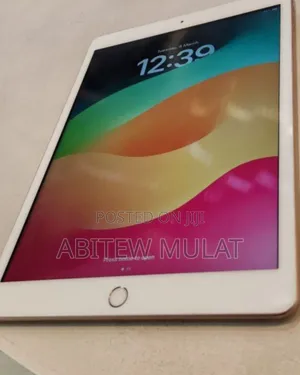 New Apple iPad 10.2 (2021) 128 GB Silver