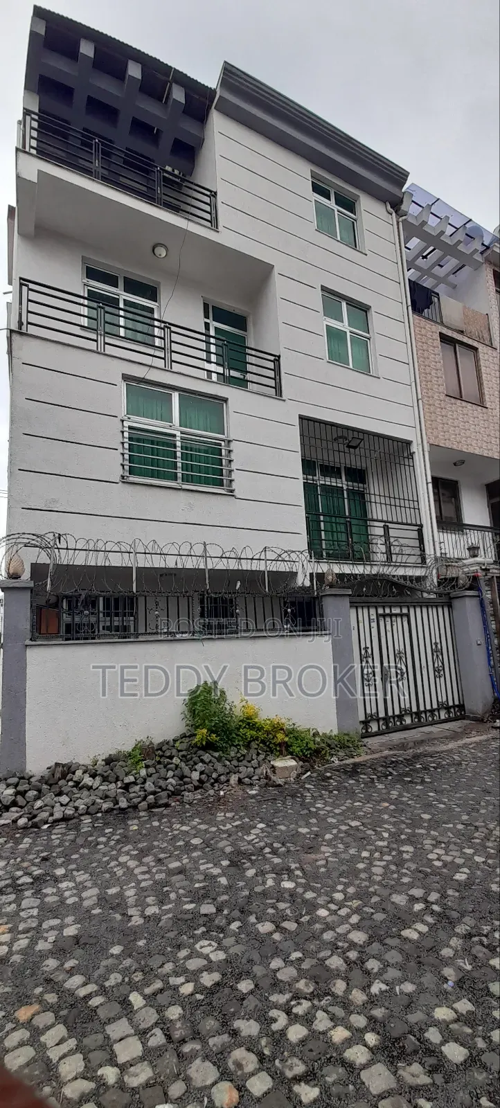 6bdrm House in Haile Garment, Nifas Silk-Lafto for sale