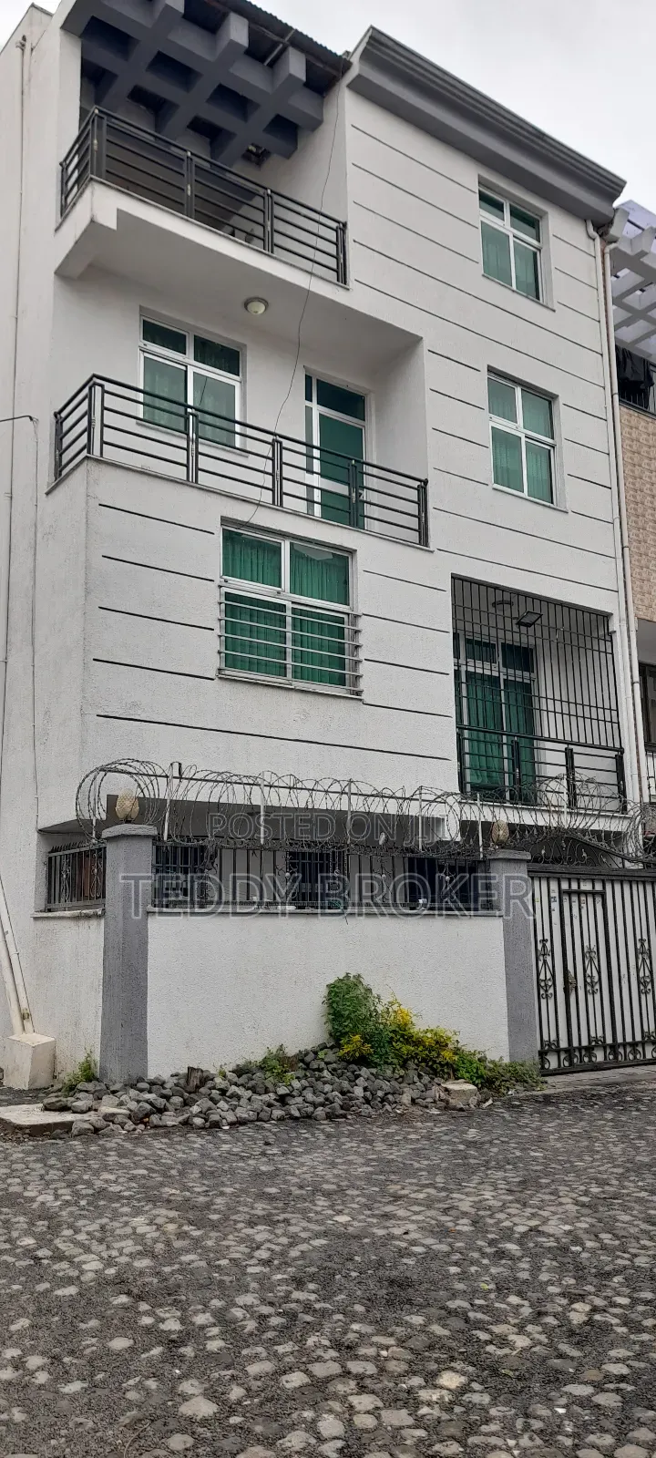 6bdrm House in Haile Garment, Nifas Silk-Lafto for sale