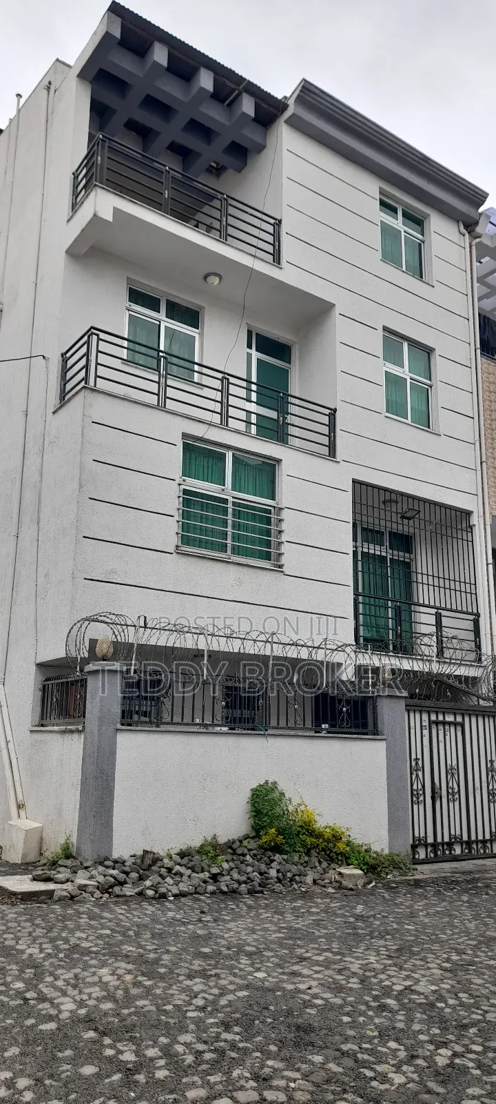 6bdrm House in Haile Garment, Nifas Silk-Lafto for sale