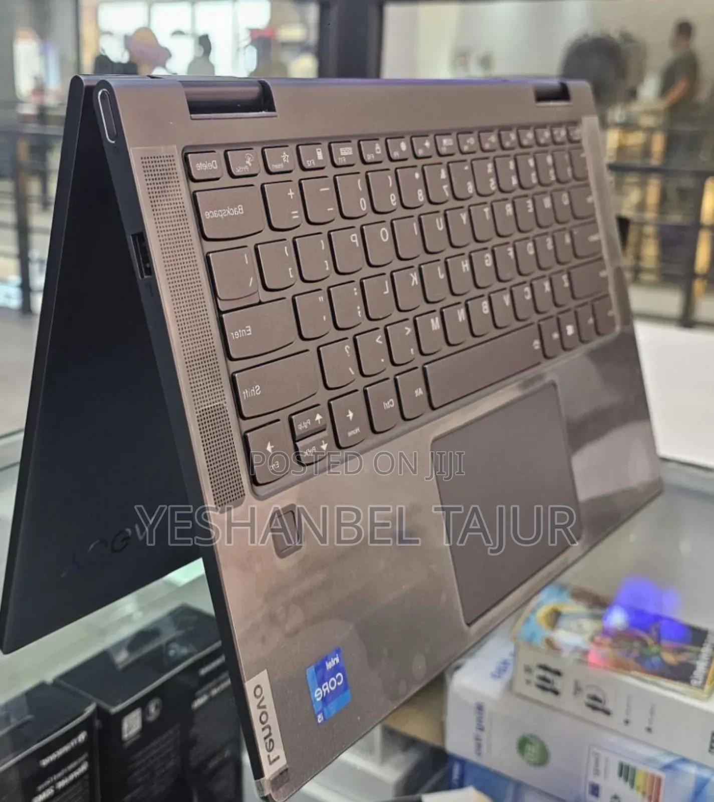 New Laptop Lenovo Yoga 7i 8GB Intel Core I5 SSD 512GB