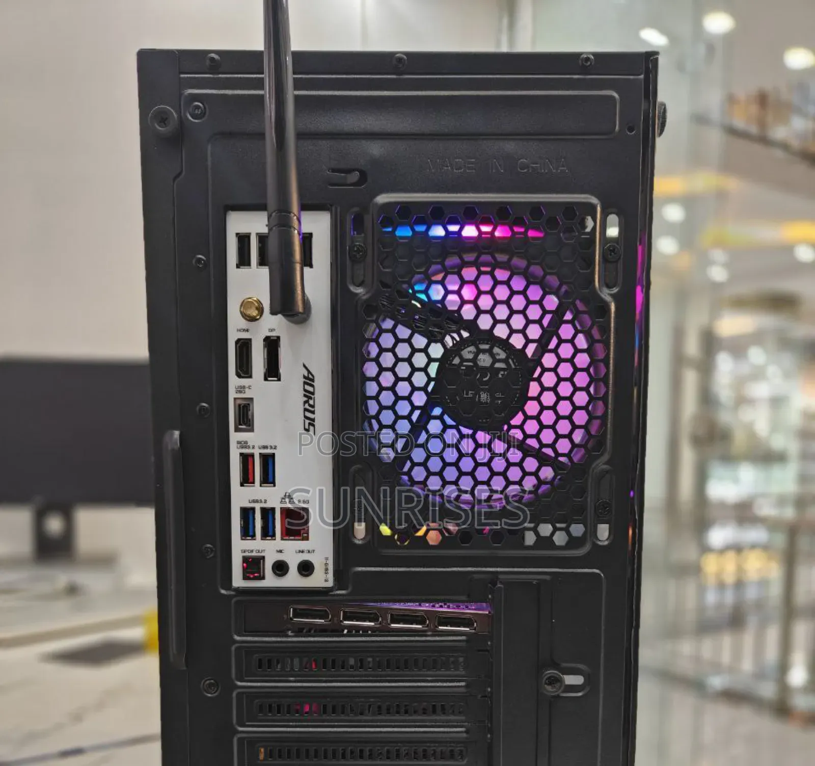 New Desktop Computer Gigabyte GB-BSi3-6100 32GB Intel Core I7 SSD 1T