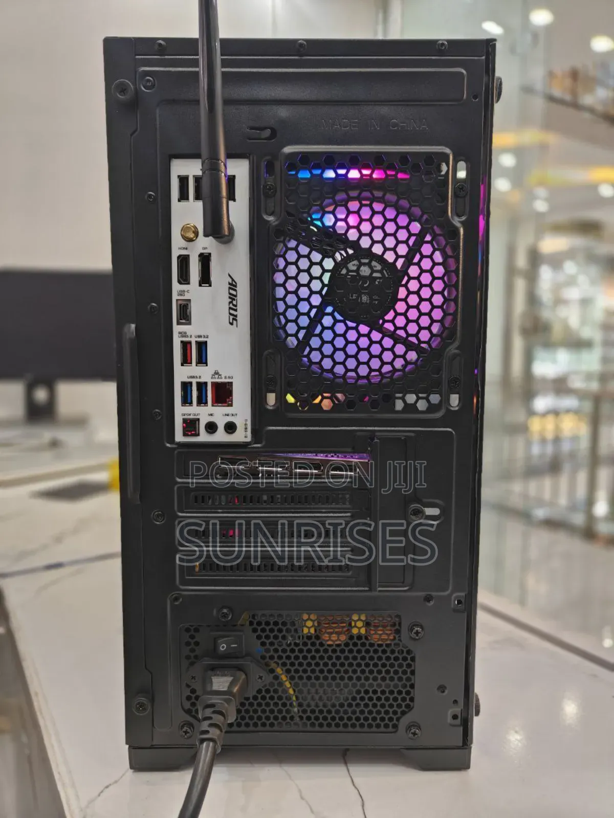 New Desktop Computer Gigabyte GB-BSi3-6100 32GB Intel Core I7 SSD 1T