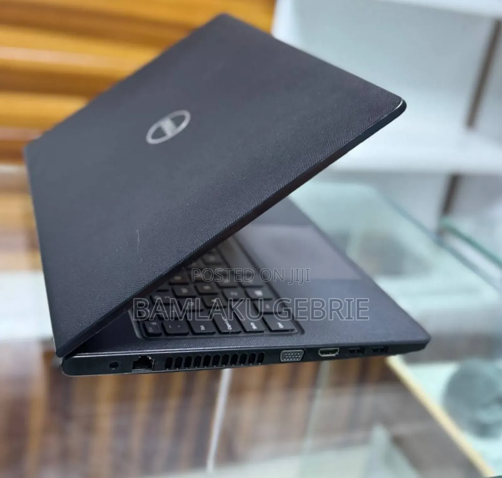 New Laptop Dell Vostro DVCI309 8GB Intel Core I3 SSD 500GB