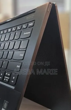 New Laptop Lenovo Yoga 9i 16GB Intel Core I7 SSD 512GB